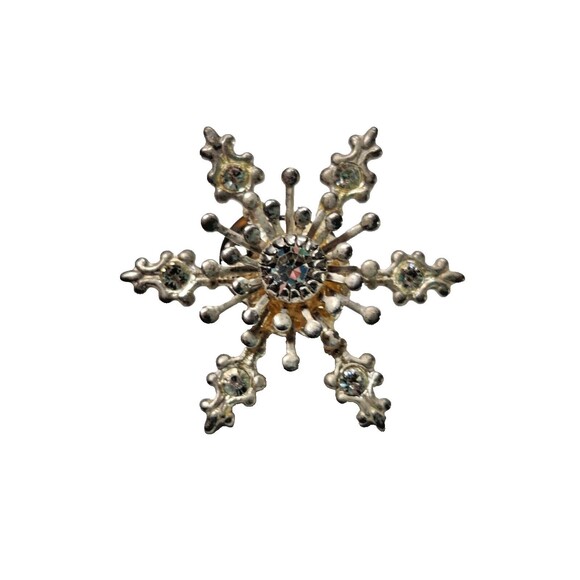 Snowflake Lapel Pin With a Crystal Stone, Winter, Snow - Picture 1 of 4